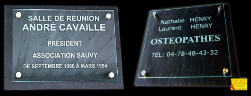 ardoise et verre pour signalétique ou plaque funéraire