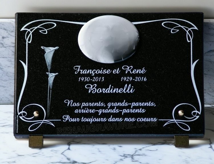 Plaque Funéraire Personnalisée En Forme De Cœur - Or Brossé, Texte Gravé 1 à 3 Lignes