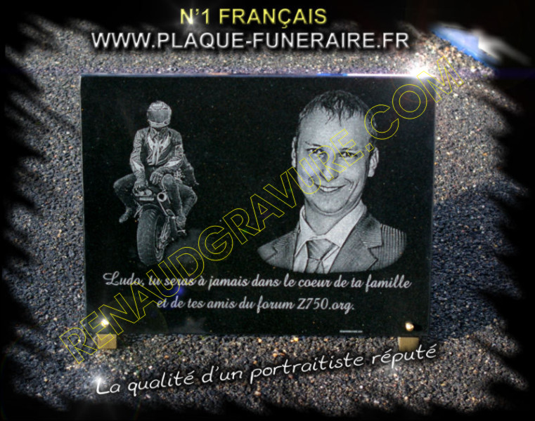 Pour d&eacute;corer une tombe de cimeti&egrave;re, choisissez un article mortuaire personnalis&eacute;