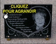 Magnifique portrait d'une d&eacute;funte grav&eacute;e sur un article d'obs&egrave;que pour une tombe