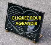 Plaque pour cimeti&egrave;re avec coeur et portrait du d&eacute;funt grav&eacute; dans le granit