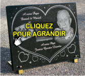Avions de chasse et portrait pour s&eacute;pulture