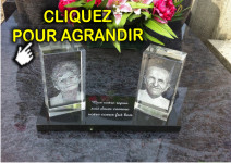 Cube en verre personnalis&eacute; puour tombe et souvenir de d&eacute;funts