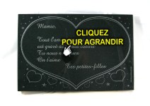Plusieurs coeurs grav&eacute;s