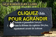 Plaque fun&eacute;raire en verre grav&eacute; avec photo sur article funeraire