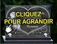 Petit ange avec texte fun&eacute;raire sur un article mortuaire de type plaque &agrave; poser