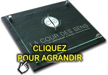Plaque fun&eacute;raire en verre grav&eacute; avec photo sur article funeraire
