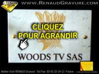 Plaque fun&eacute;raire en verre grav&eacute; avec photo sur article funeraire