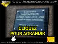 Plaque fun&eacute;raire en verre grav&eacute; avec photo sur article funeraire