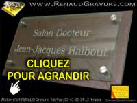Plaque fun&eacute;raire en verre grav&eacute; avec photo sur article funeraire