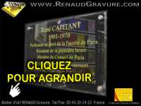 Plaque fun&eacute;raire en verre grav&eacute; avec photo sur article funeraire