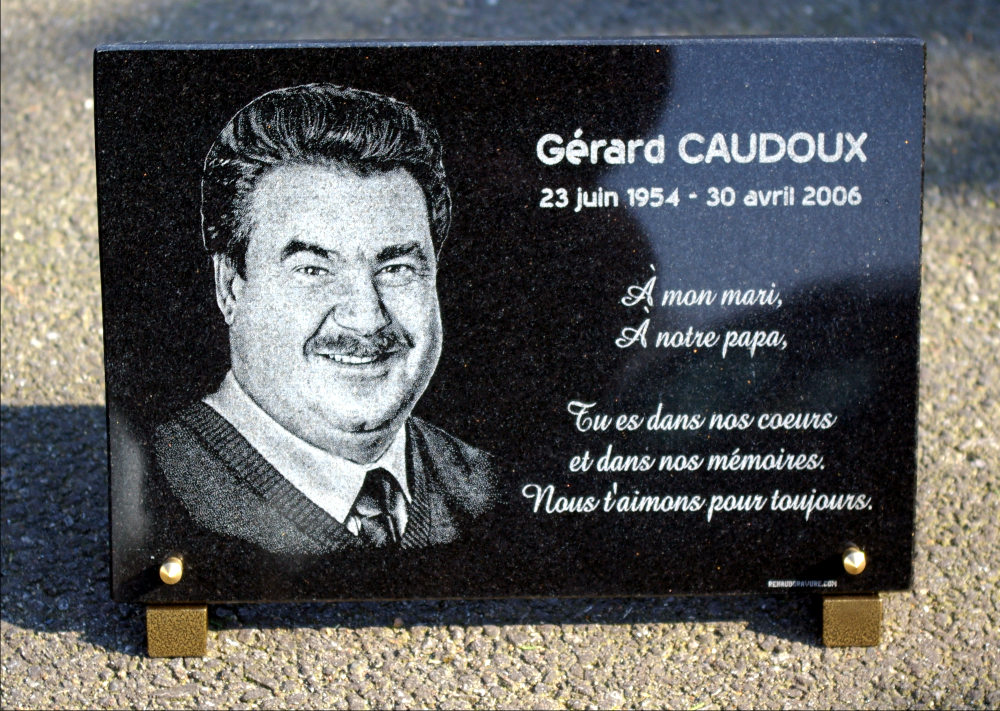 Gravure inalt&eacute;rable par gravure au diamant, reproduction artistique de haute qualit&eacute; pour plaques funeraires