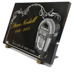 Plaque funéraire Texte doré, jukebox, musique, granit, bordure décorative Ref : 247