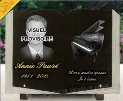 Plaque funéraire avec photo gravée dans le granit, forme livre avec dessin piano et dorure