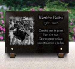 Plaque funéraire granit marbre, football américain, sport Ref : 423