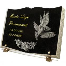 Plaque funéraire dorure, colombe, fleurs, livre, granit Ref : 481