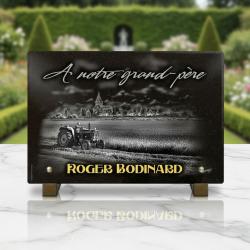 Plaque funéraire avec église en granit noir , campagne et tracteur (30 x 20 cm)