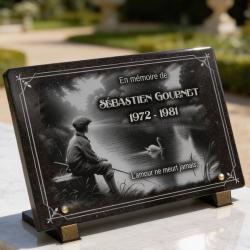 Plaque funéraire pêcheur, granit, rivière et cygne