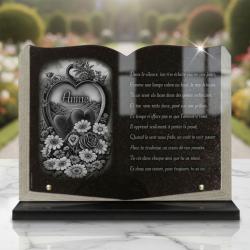 Plaque funéraire coeur en granit, Livre ouvert 35 × 25 cm sur socle noir