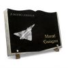 Plaque funéraire forme livre ouvert en granit, avion de chasse à personnaliser (2)