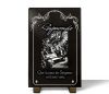 Plaque mortuaire avec banc dans un jardin, fleurs, bordure décorative et textes (2)