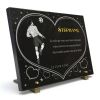 Plaque funéraire avec footballeur et ballon, coeur et texte doré à personnaliser (2)