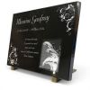 Plaque mortuaire personnalisée en granit avec dauphins, fleurs et textes (2)