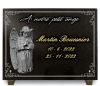 Plaque funéraire avec ange, bordure déco et texte doré gravés sur granit à personnaliser (2)
