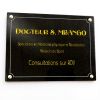 Plaque professionnelle en granit à visser : docteur ou médecin en granit gravé avec dorure 24 carats (2)