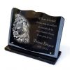 Plaque mortuaire en granit forme livre ouvert sur socle, gravure nid d'oiseaux et texte personnalisables (2)