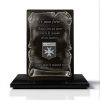 Plaque funéraire personnalisée avec logo football AJ Auxerre, parchemin en granit sur socle (2)