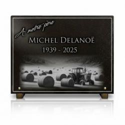 Plaque funéraire agriculteur en granit forme livre avec tracteur (2)