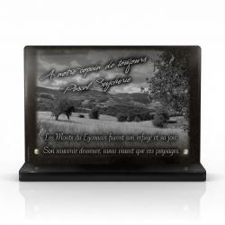 Plaque funéraire Lyon (69) en granit : paysage des Monts du Lyonnais (2)