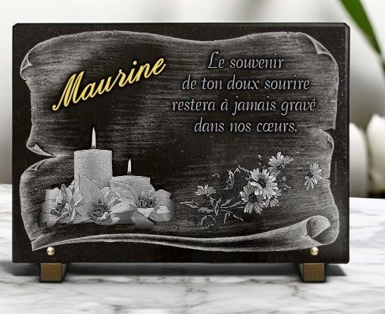 Plaque funéraire bougies et fleurs avec parchemin