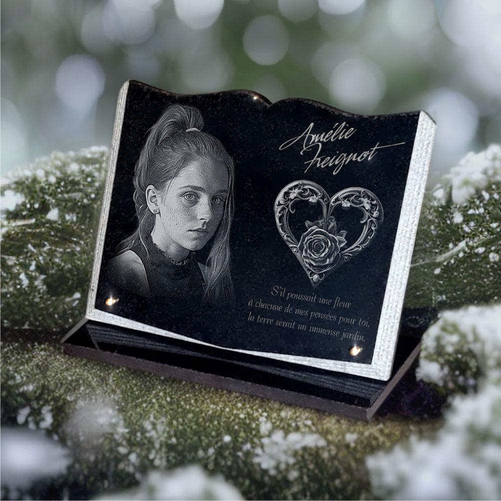 Plaque funeraire livre granit avec photo portrait, coeurs et fleurs