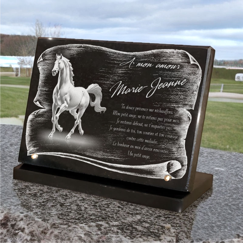 Plaque funeraire avec un cheval