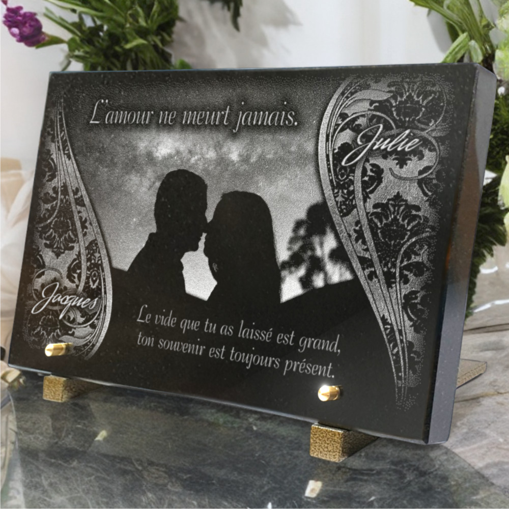 Plaque funèbre personnalisée avec amoureux