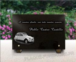 Placa de luto de granito grabada. Coche. Pedestales metal