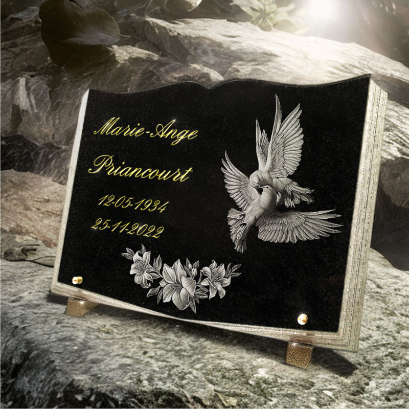 Plaque funéraire livre en granit