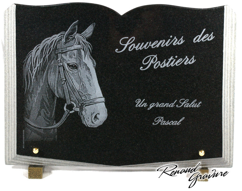 Plaque funéraire forme livre ouvert avec cheval