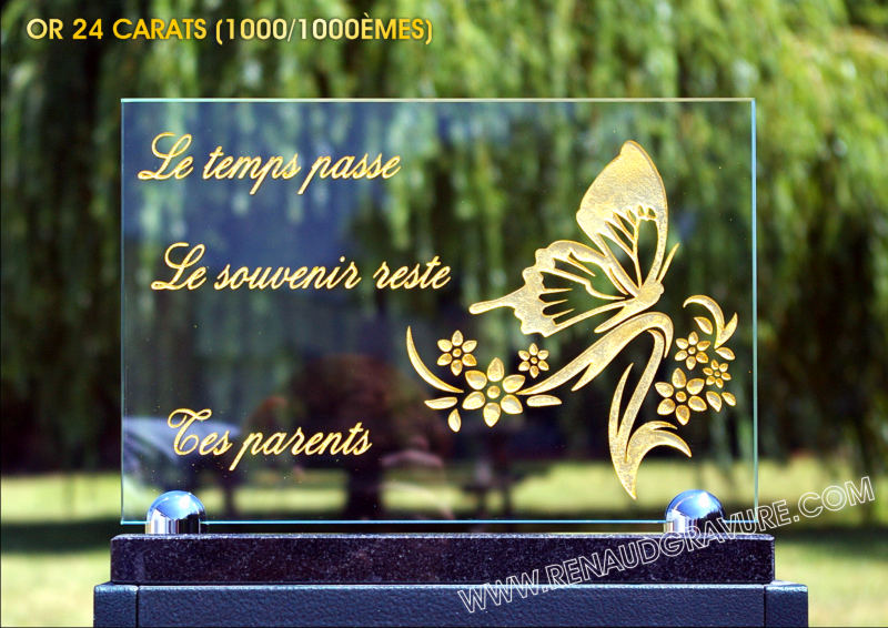 Plaque funeraire en verrre gravé avec dorure